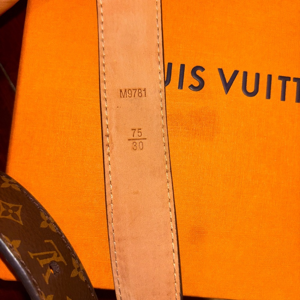 Louis Vuitton Brown and Gold Monogram Belt - Picture 2 of 2